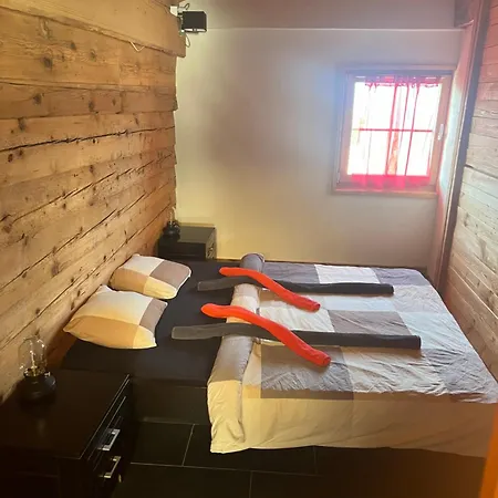 La Chujale Apartment *