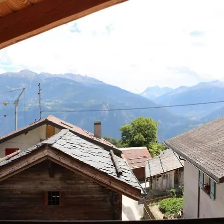 Apartment La Chujale